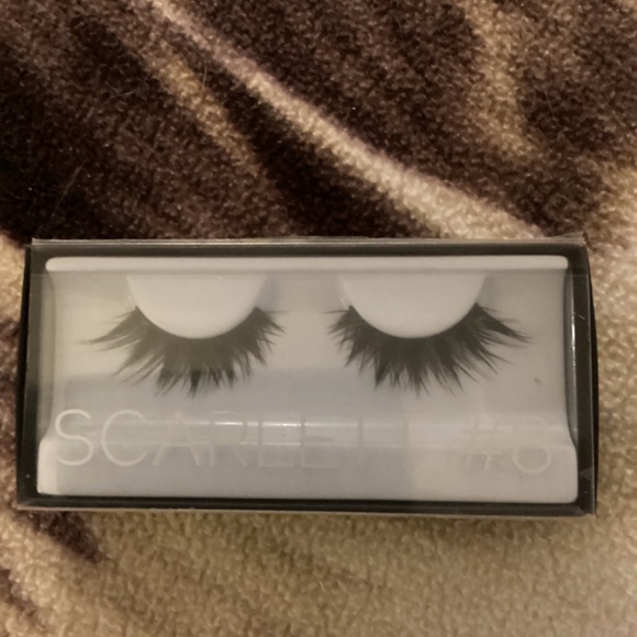 Lashes - Picture 5 of 8